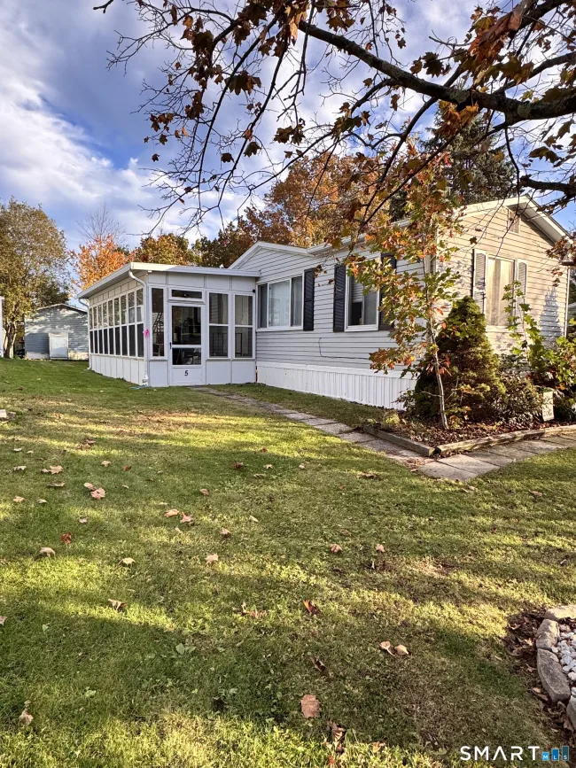 5 Stonewood Terrace