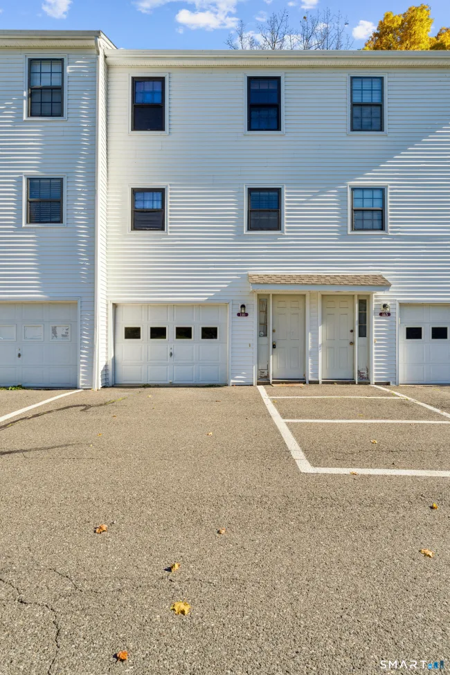 116 Aspetuck Village #116