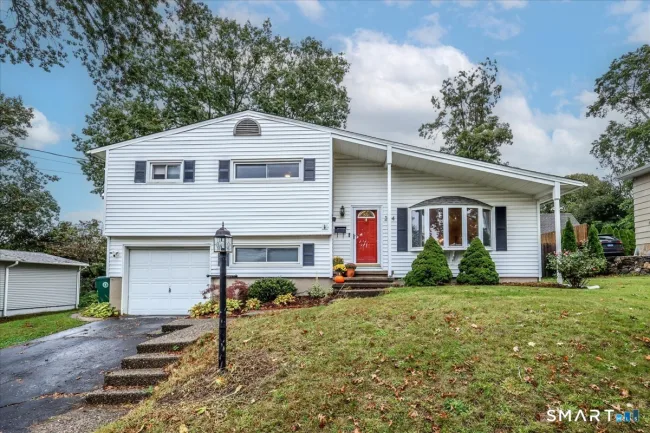 274 Sunnybank Avenue
