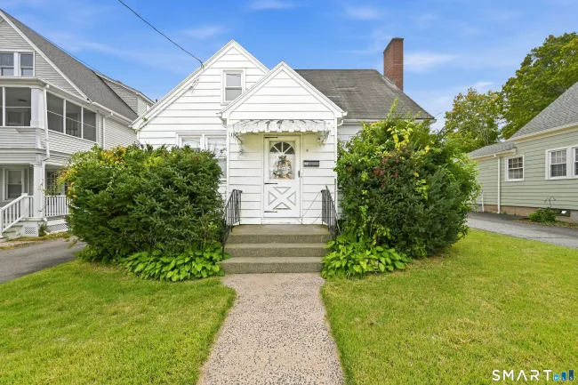 276 Woodin Street