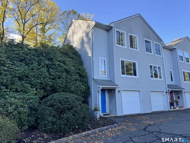 111 Knowles Avenue #111