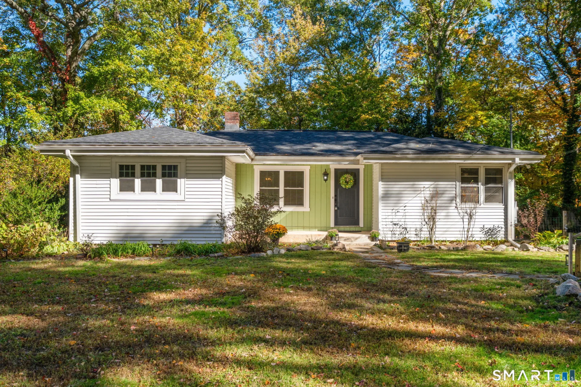 27 Woodland Road, East Lyme, CT