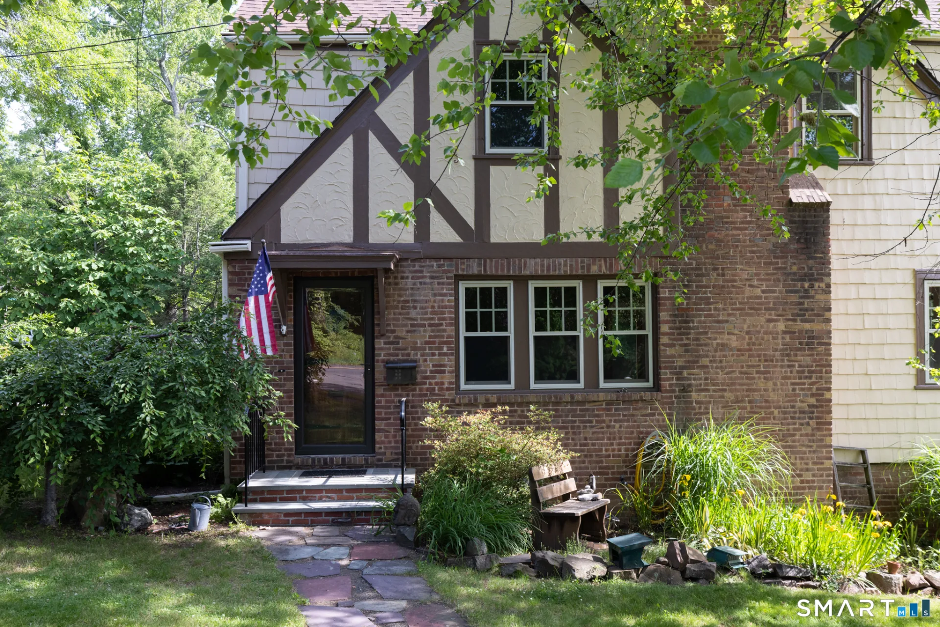 127 Roger Road, New Haven, CT