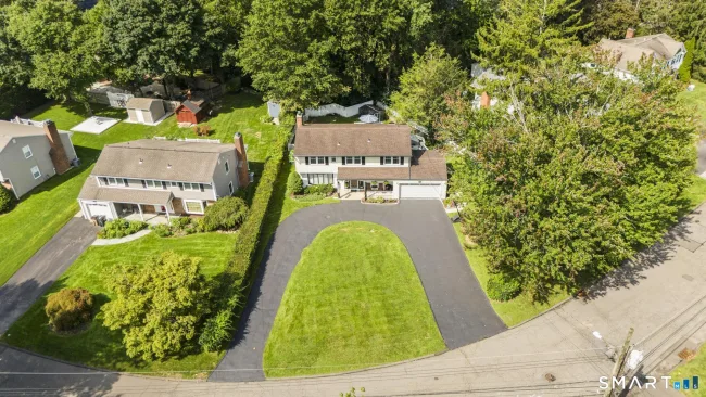 86 Rolling Wood Drive