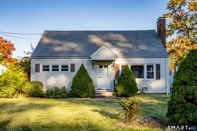 118 Randal Avenue