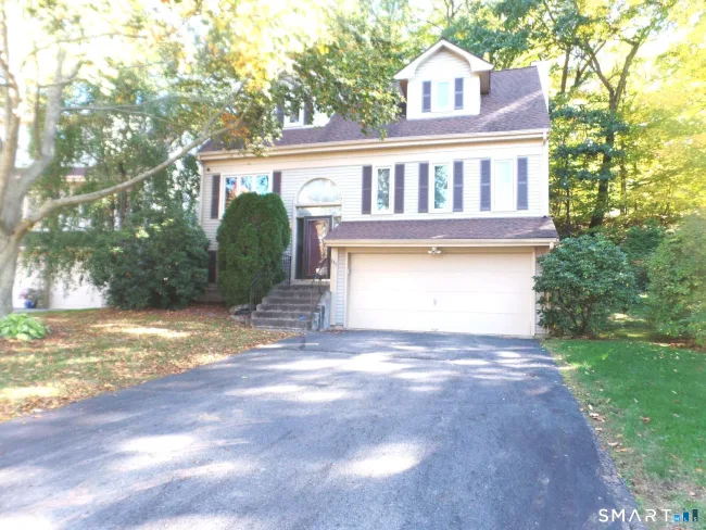 115 Apple Hill #115, Newington, CT