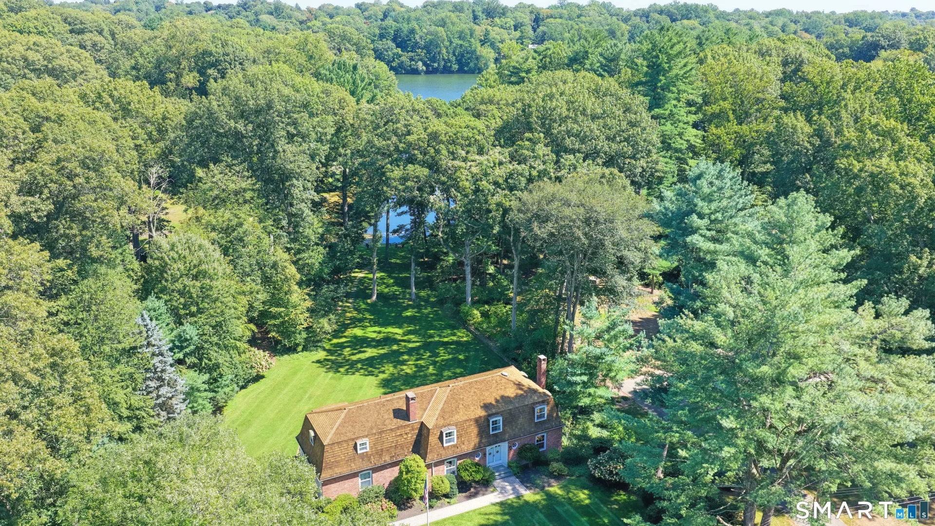 16 Alpine Road, Trumbull, CT