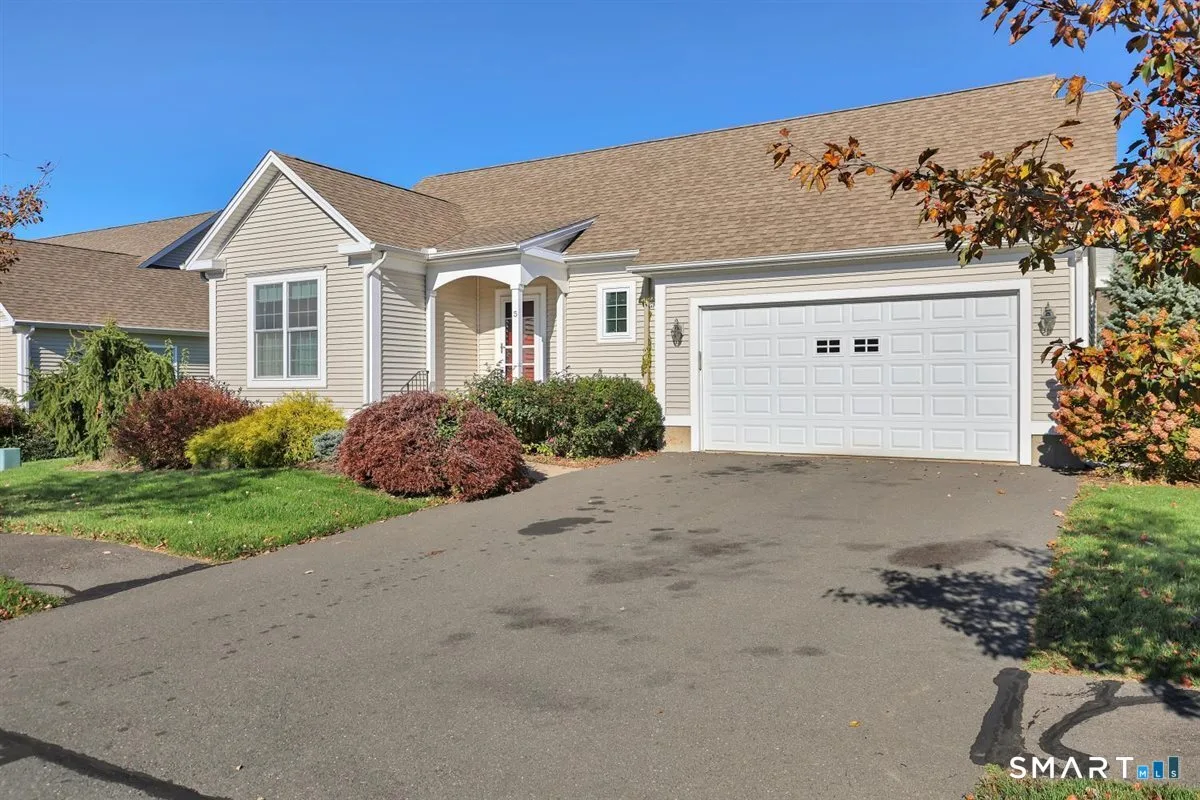 5 Harwood Gardens #5, Cromwell, CT