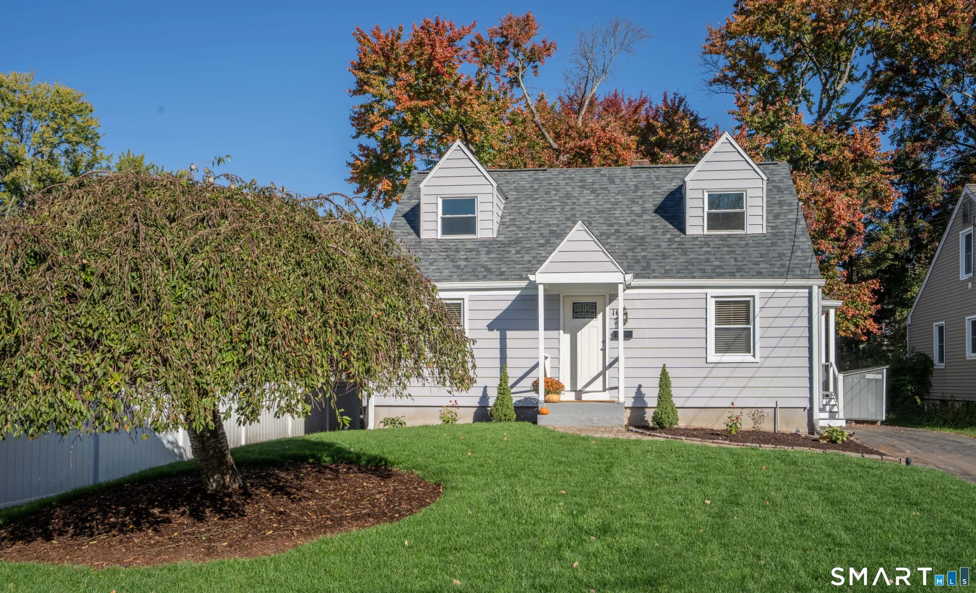 16 Kenlock Street, Newington, CT