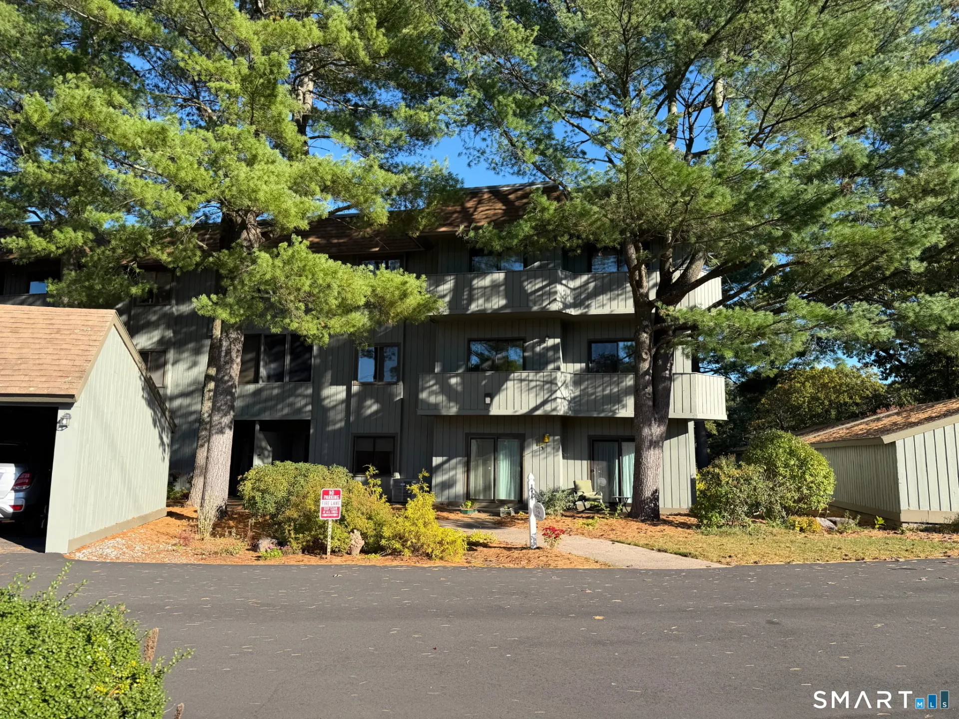 10 Hickory Hill #10, Southington, CT