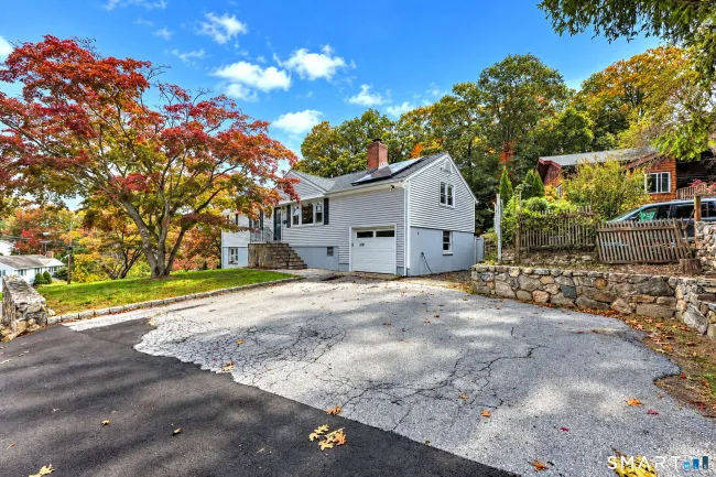109 Saint Charles Avenue, Stamford, CT