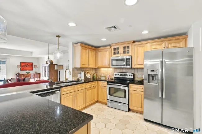 237 Fern Street #310E