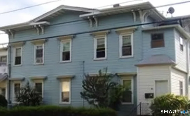 44 Lawlor Street
