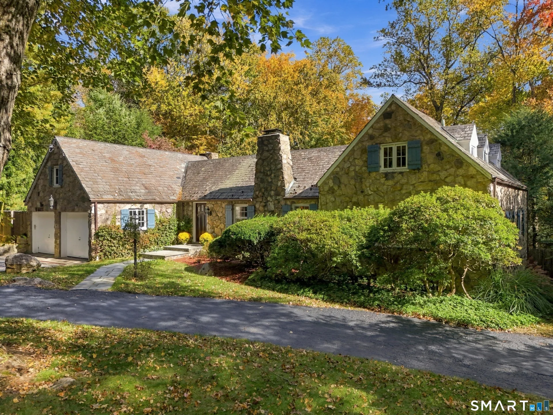 221 Hunting Ridge Road, Stamford, CT