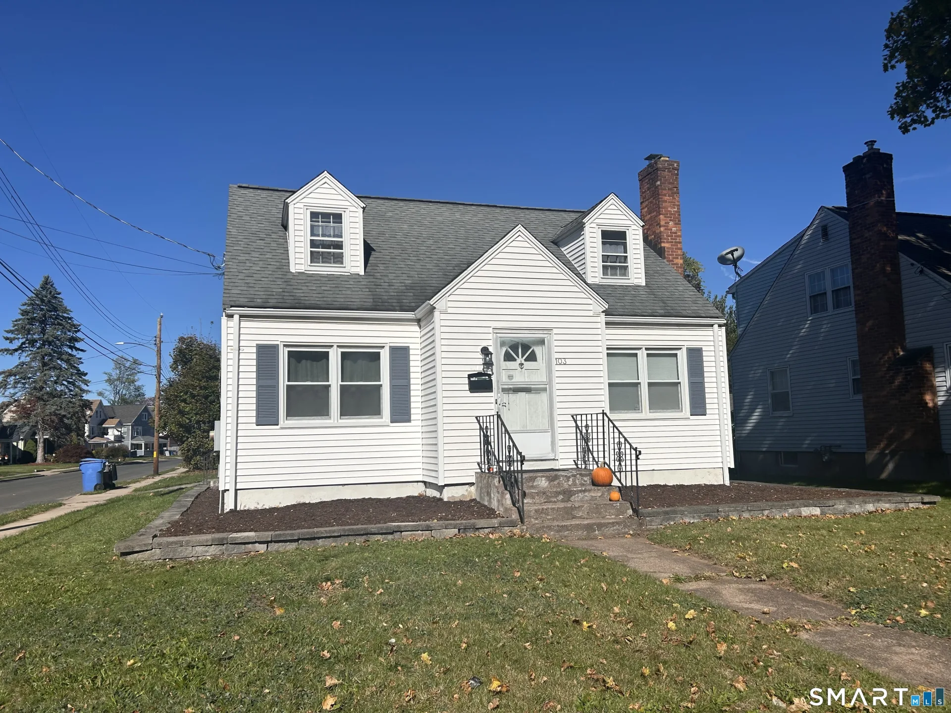 103 West Center Street, Manchester, CT