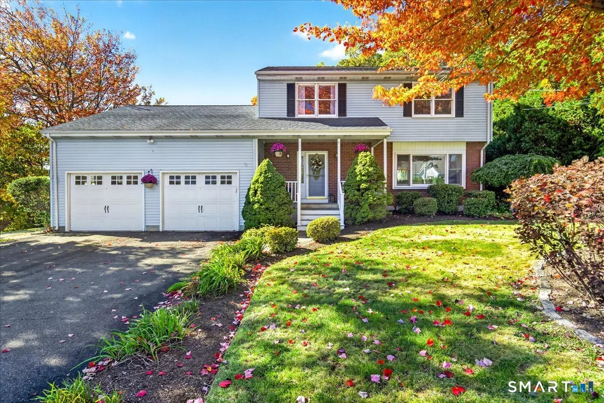 52 Kirk Road, Hamden, CT
