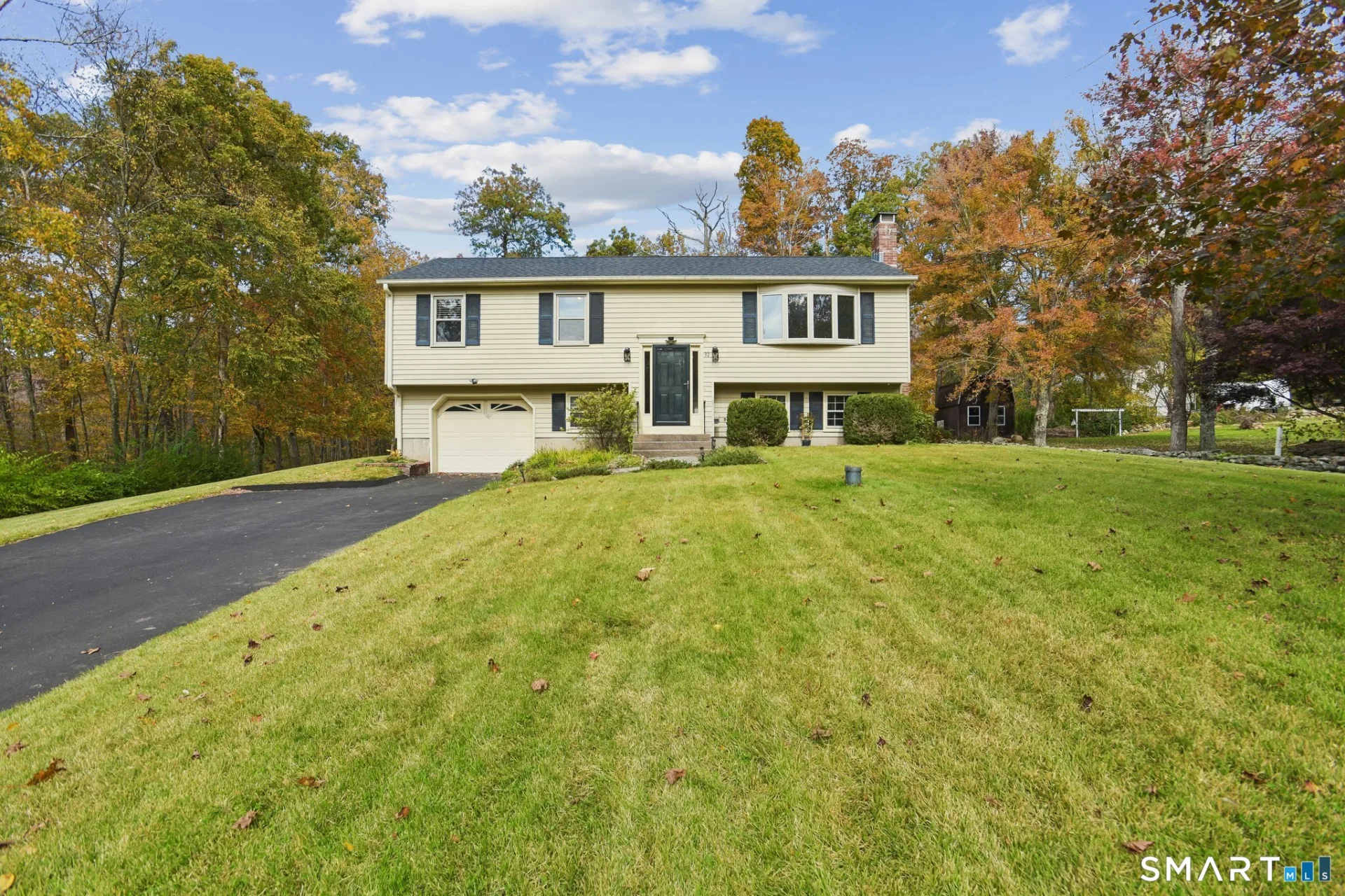 32 Wildwood Lane, East Hampton, CT