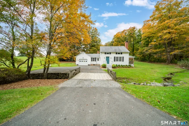 85 Lonetown Road
