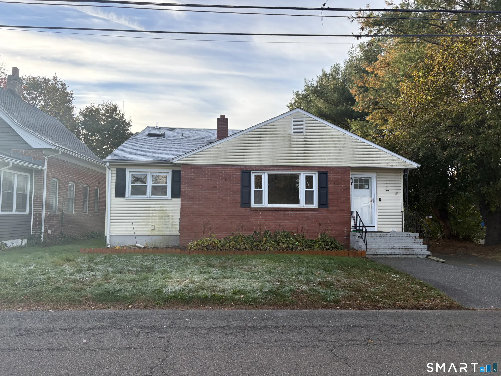 30 Mettler Street, Woodbridge, CT