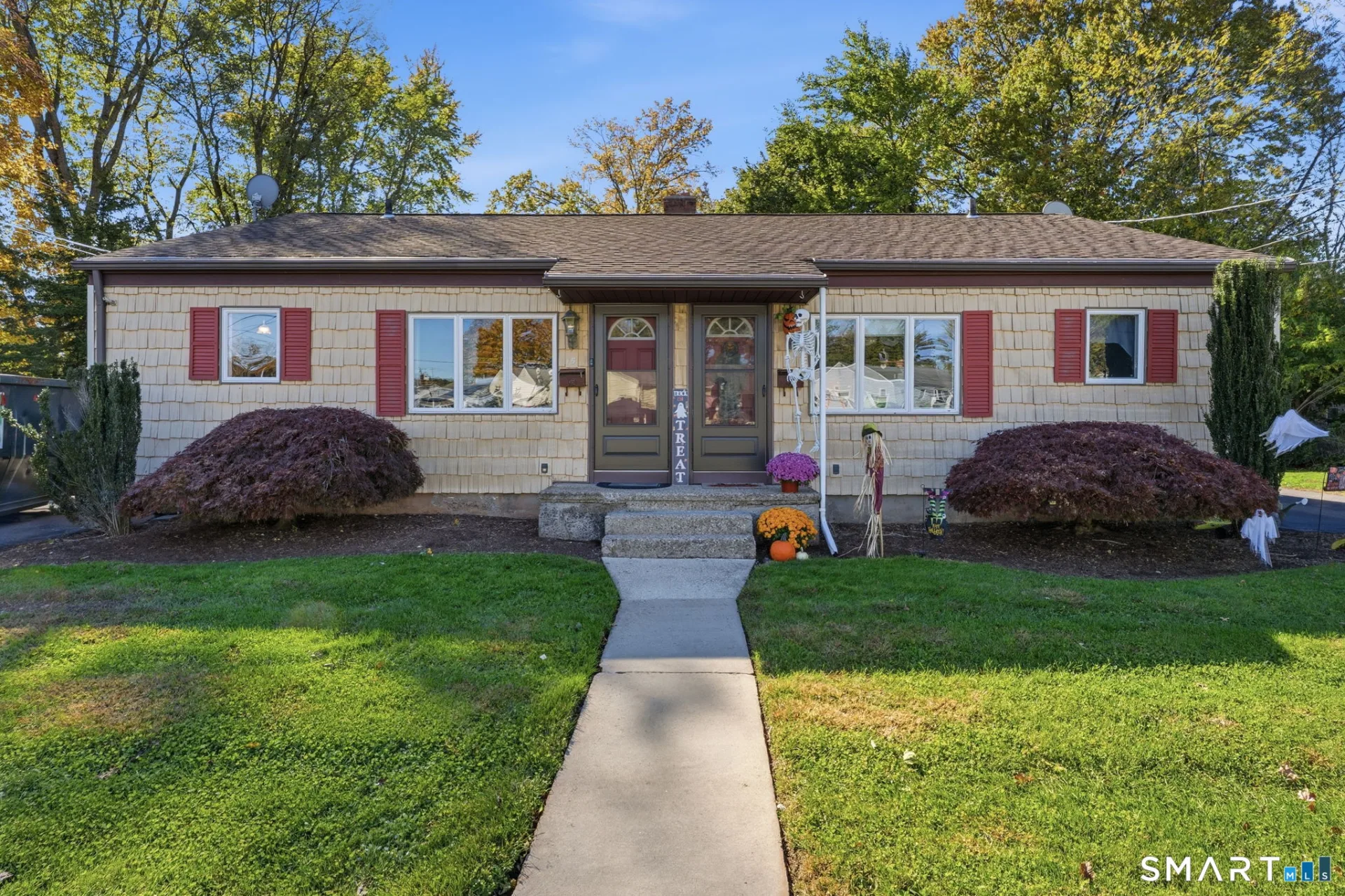 15-17 Seventh Street, Newington, CT