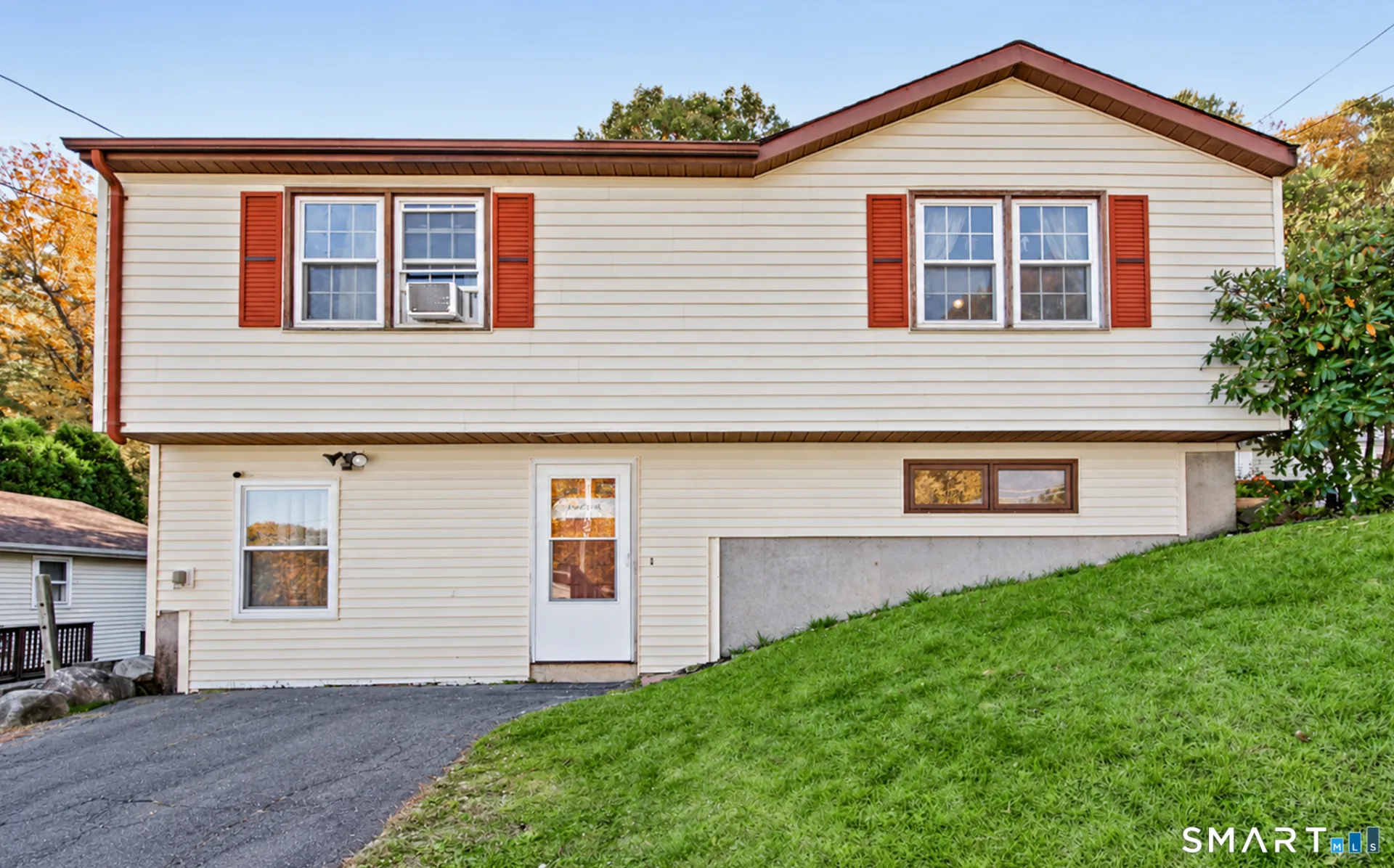 247 Newell Avenue, Bristol, CT