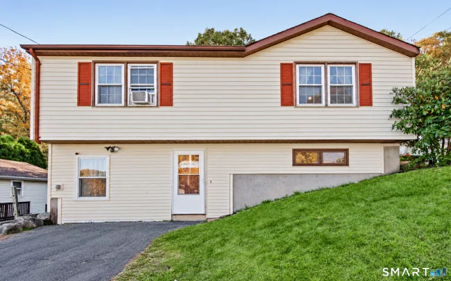 247 Newell Avenue, Bristol, CT