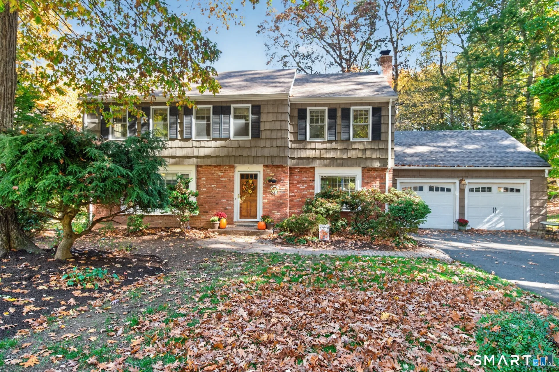 6 Lawton Drive, Simsbury, CT