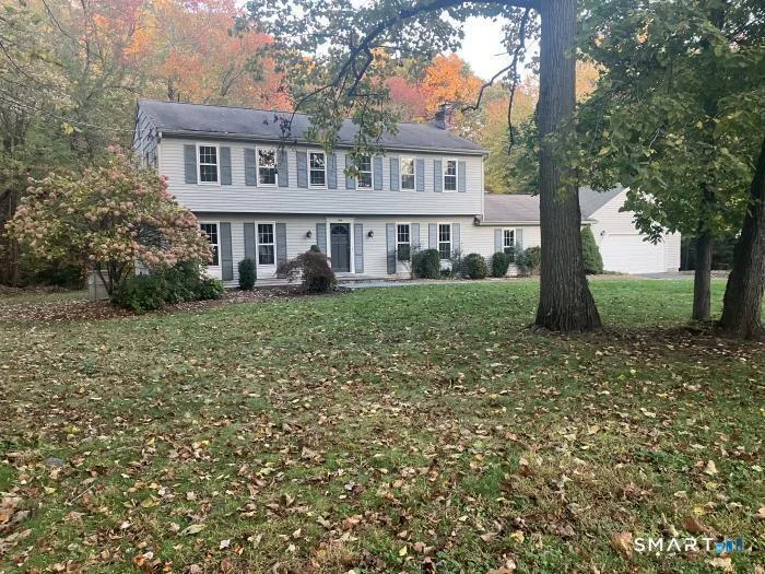 40 Sturbridge Lane, Trumbull, CT