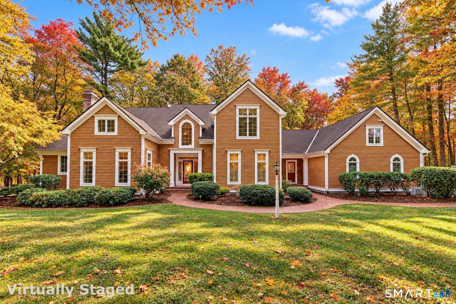 10 Whitman Pond Road, Simsbury, CT