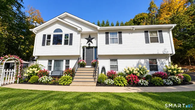 66 E Street, Derby, CT
