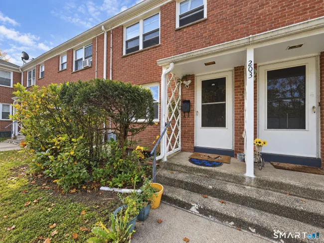 203 Franklin Road, Hamden, CT