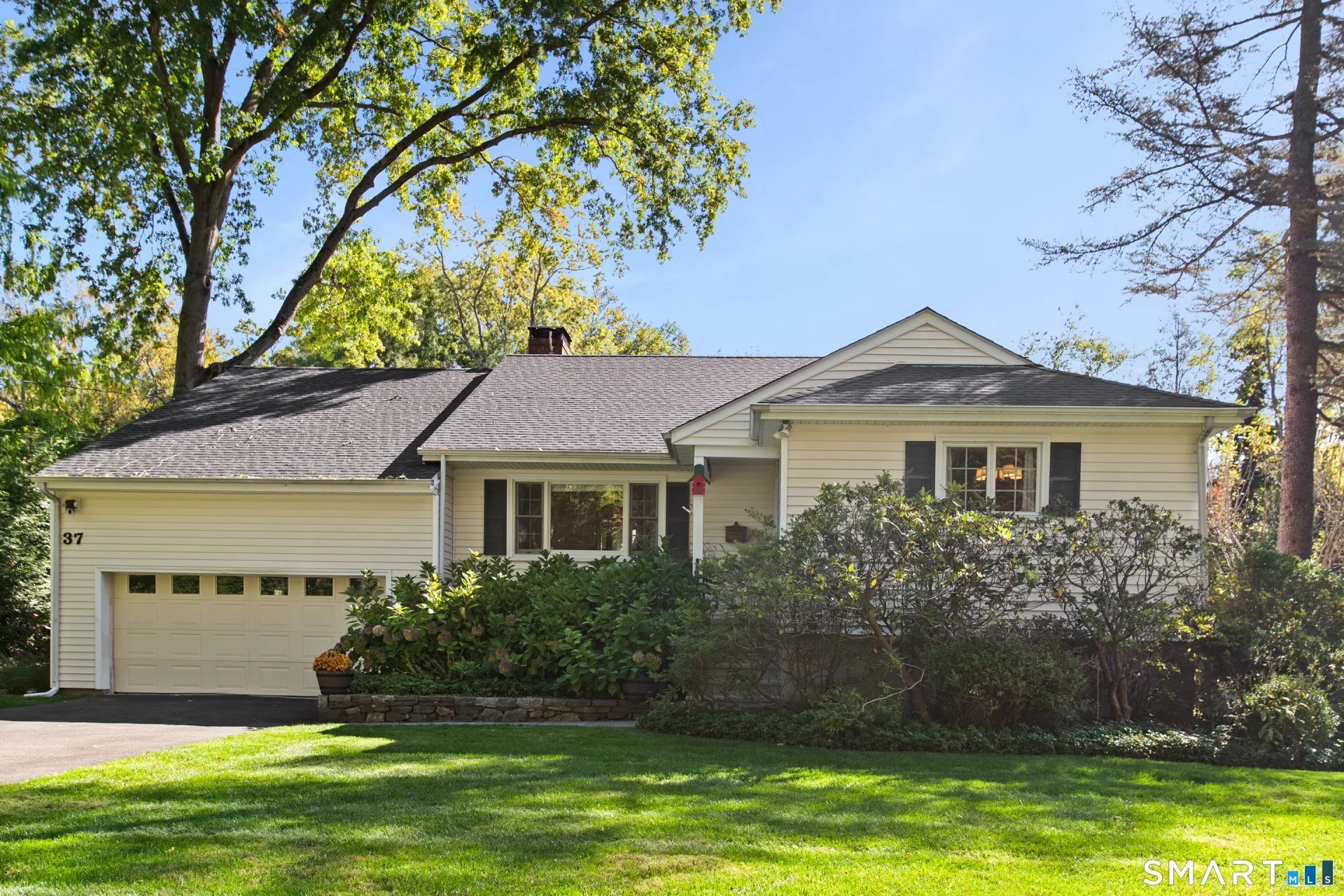 37 Midbrook Lane, Greenwich, CT