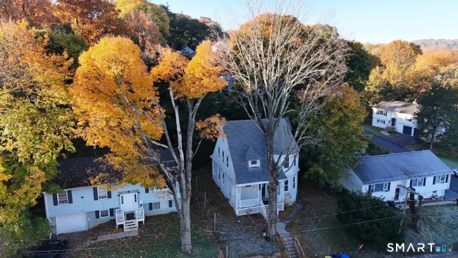 35 Edgehill Avenue, Waterbury, CT