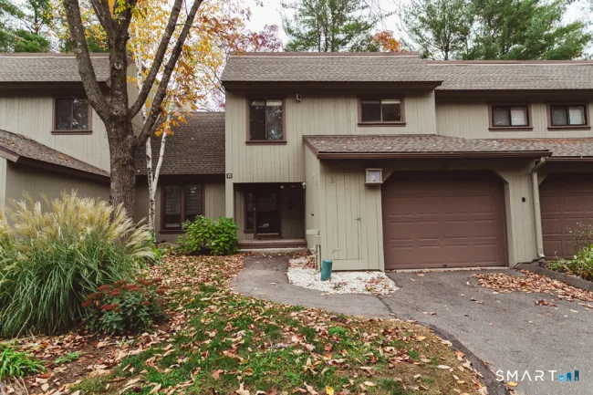 12 Applewood Lane #12