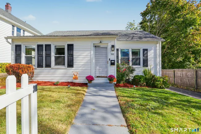90 Gurdon Street, Bridgeport, CT