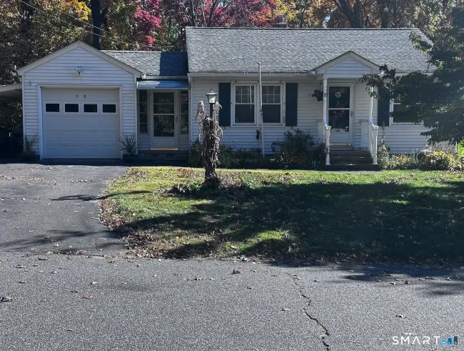72 Bateswood Road, Waterbury, CT