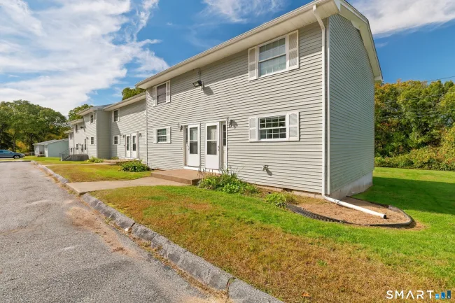1742 Route 12 #5H, Ledyard, CT