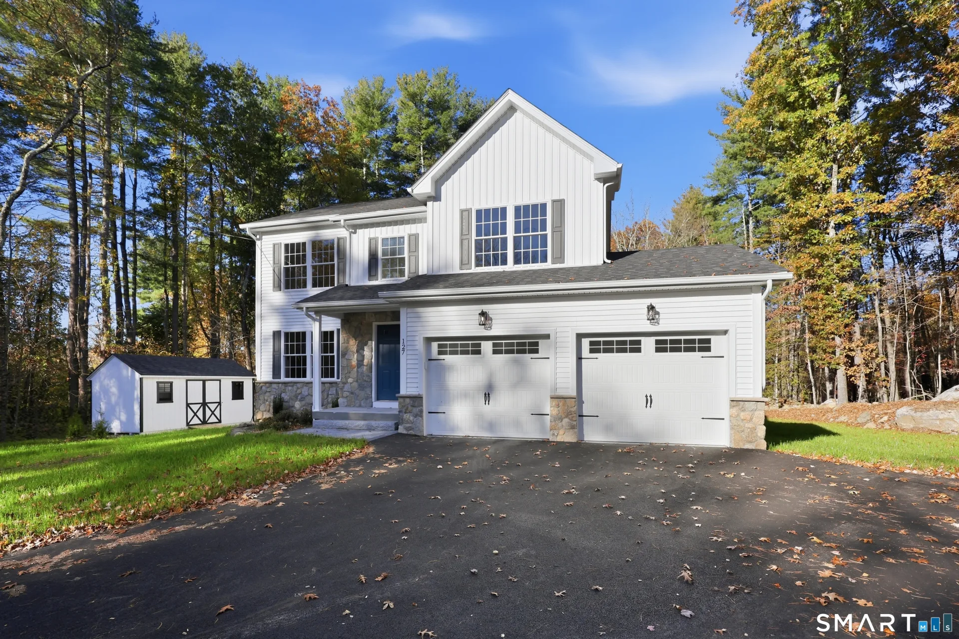 127 Holcomb Hill Road, New Hartford, CT