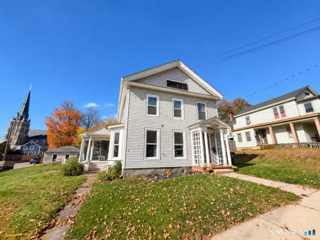 19 Walnut Street, Winchester, CT