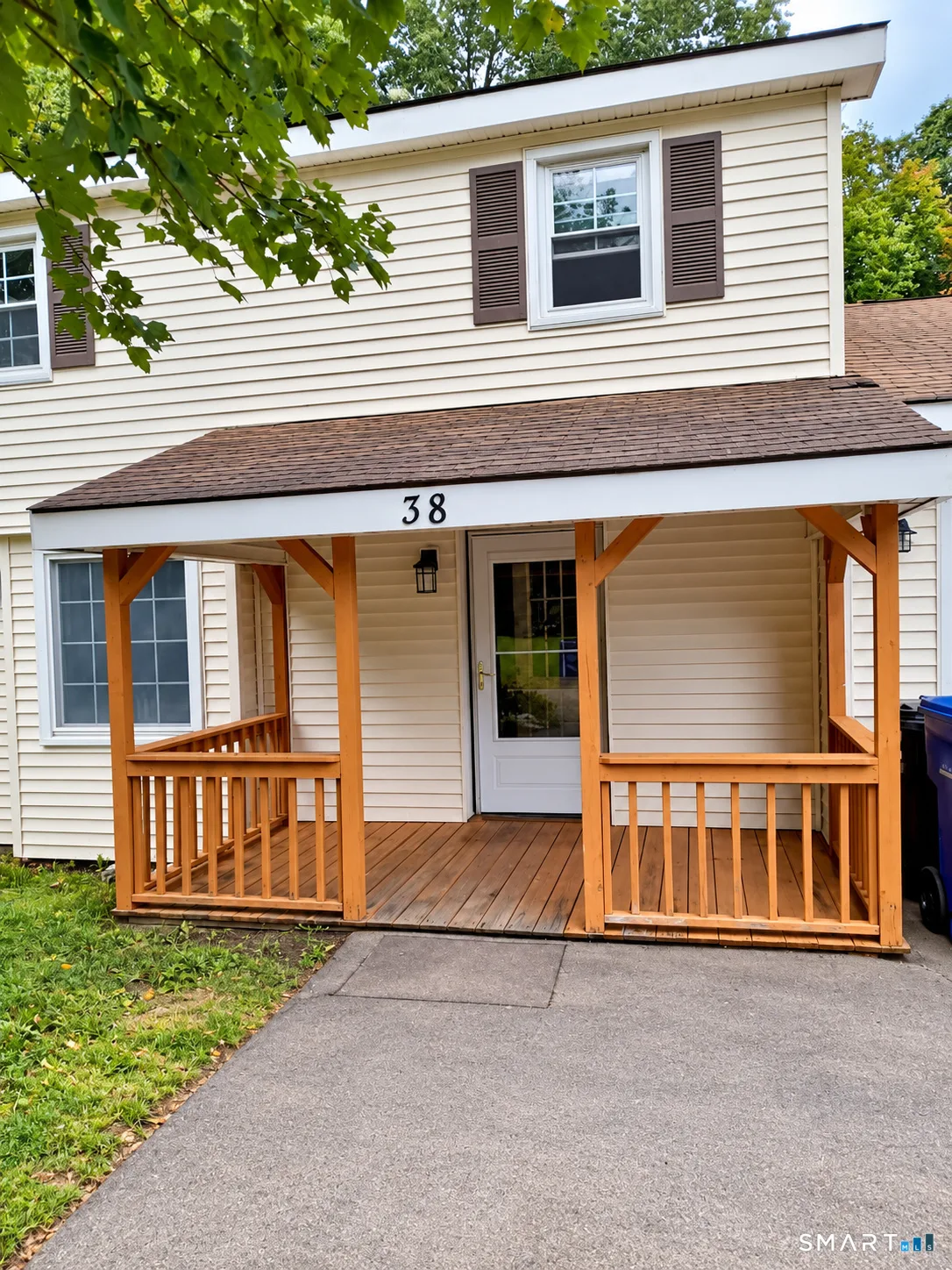 38 White Road, Ellington, CT