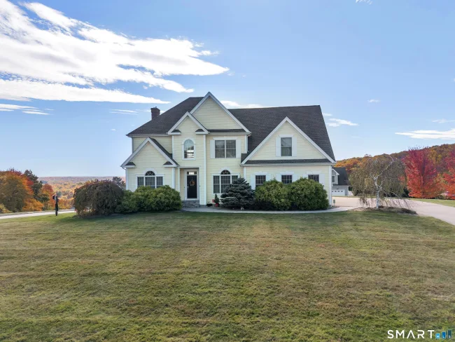 5 Skyline Drive, East Hampton, CT