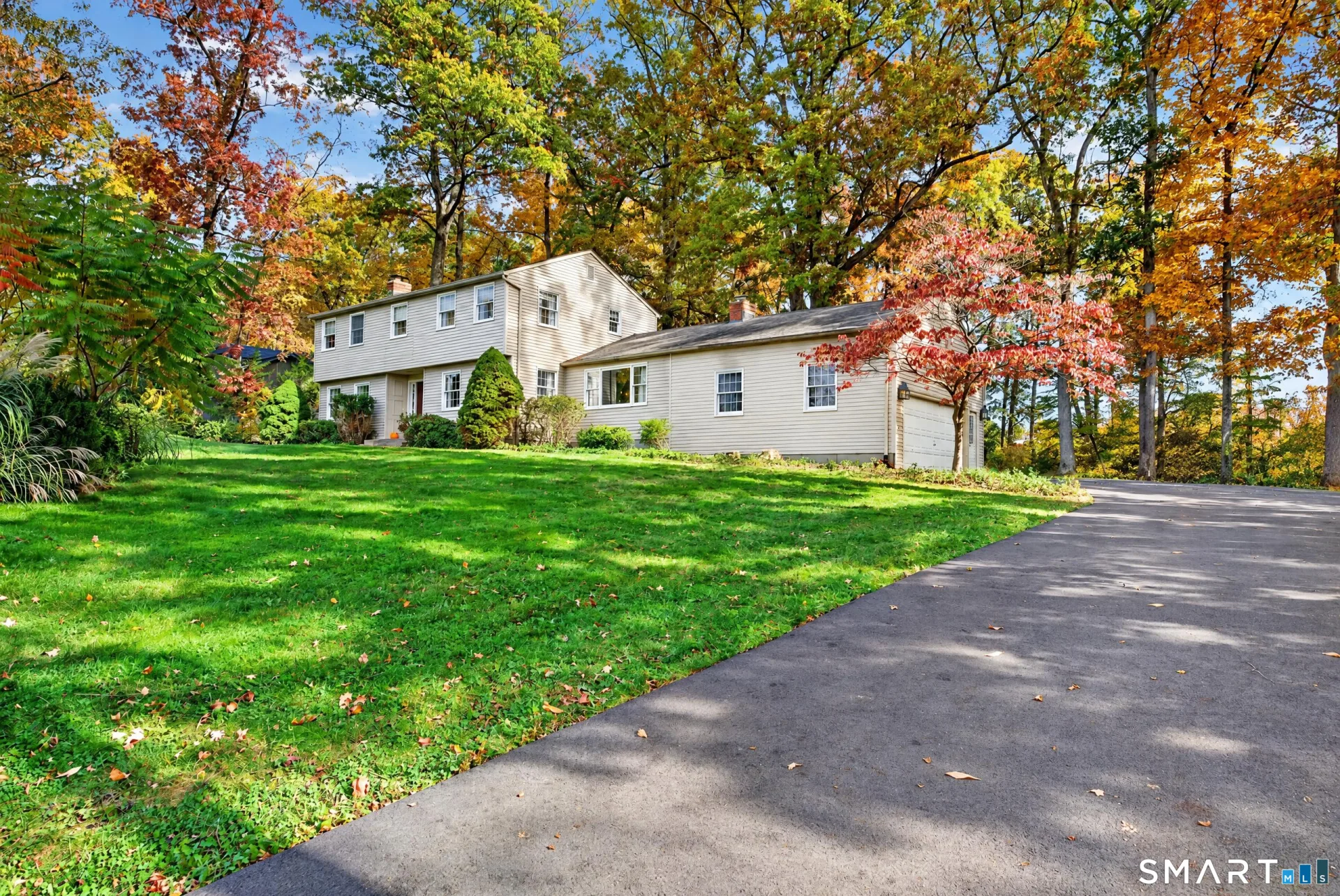 45 Forest Hills Drive, Farmington, CT