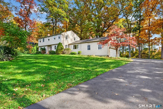 45 Forest Hills Drive, Farmington, CT