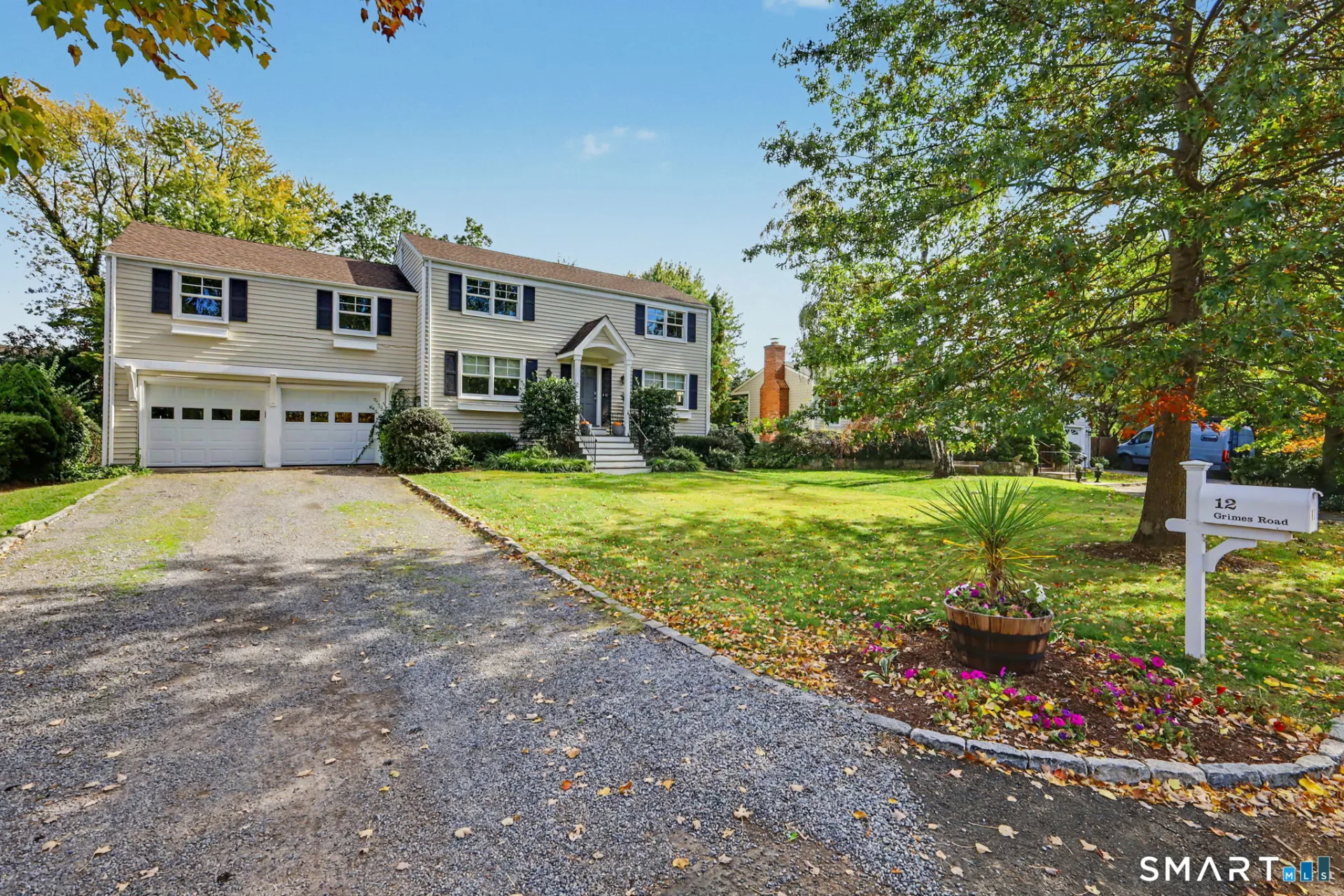 12 Grimes Road, Greenwich, CT