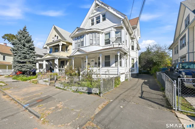 1172-1174 Iranistan Avenue