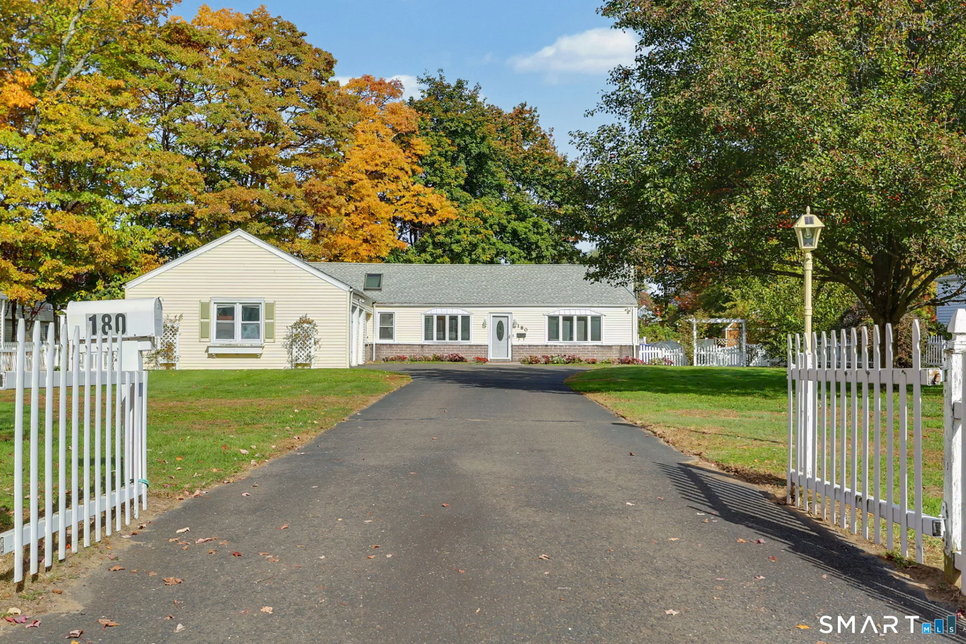 180 Nichols Terrace, Stratford, CT