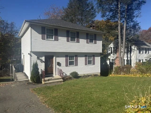 24 Rockhurst Drive