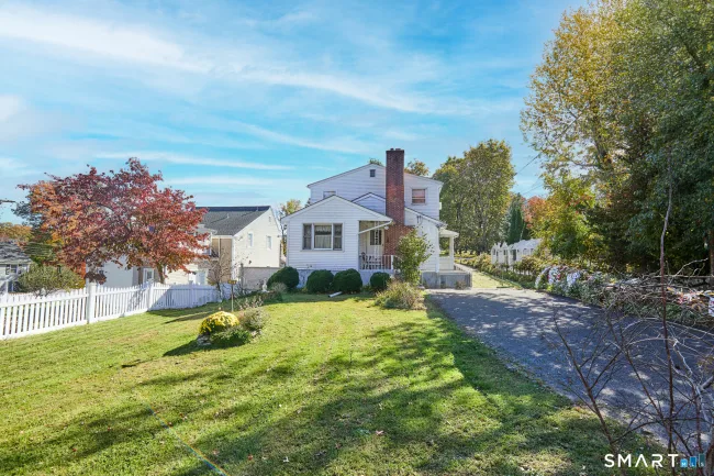 255 Fairfield Woods Road, Fairfield, CT