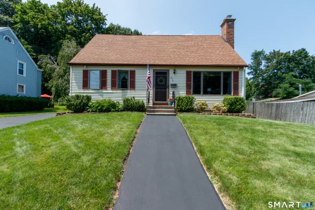 273 New Hanover Avenue