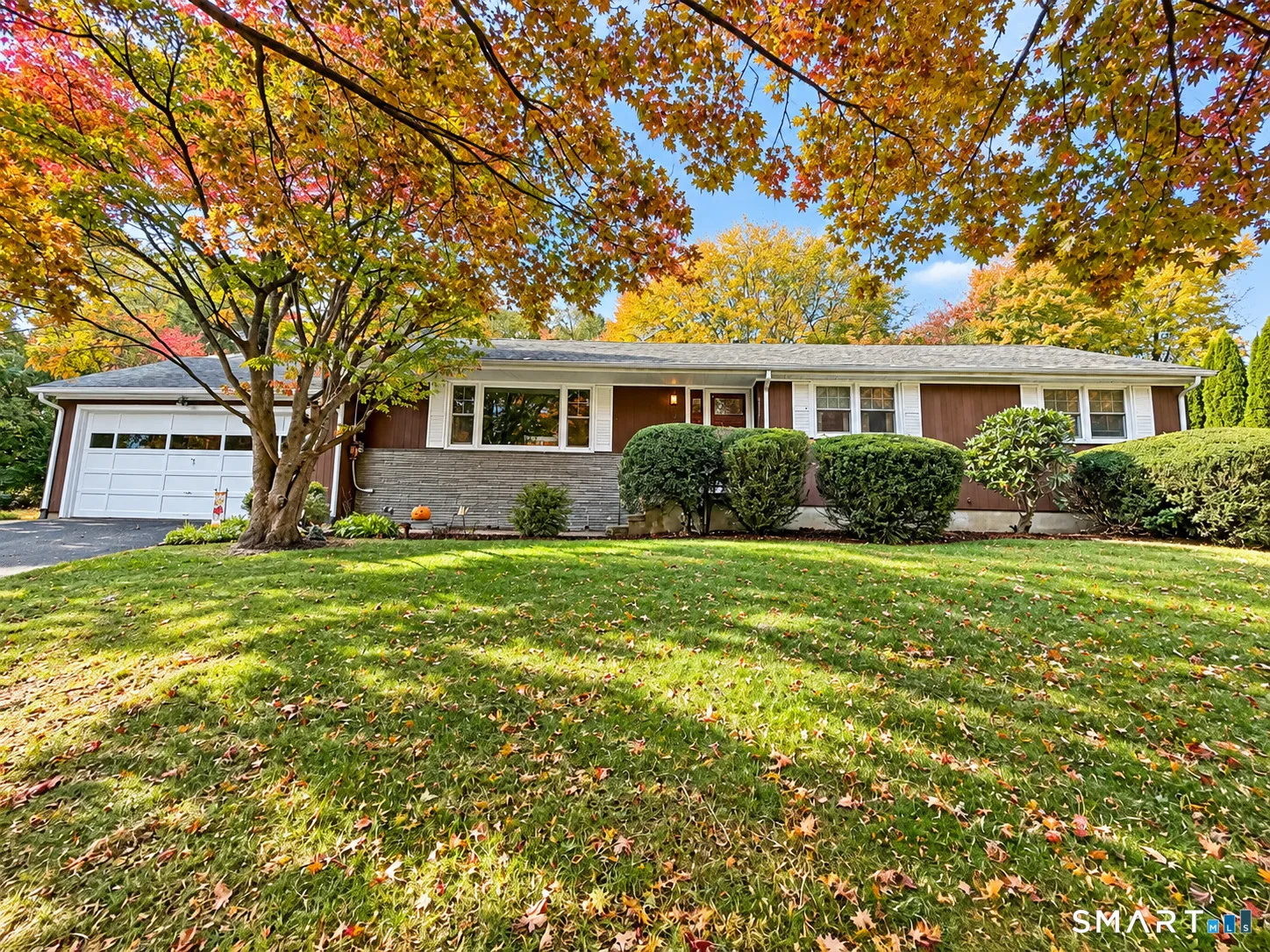 22 Hampton Road, Trumbull, CT